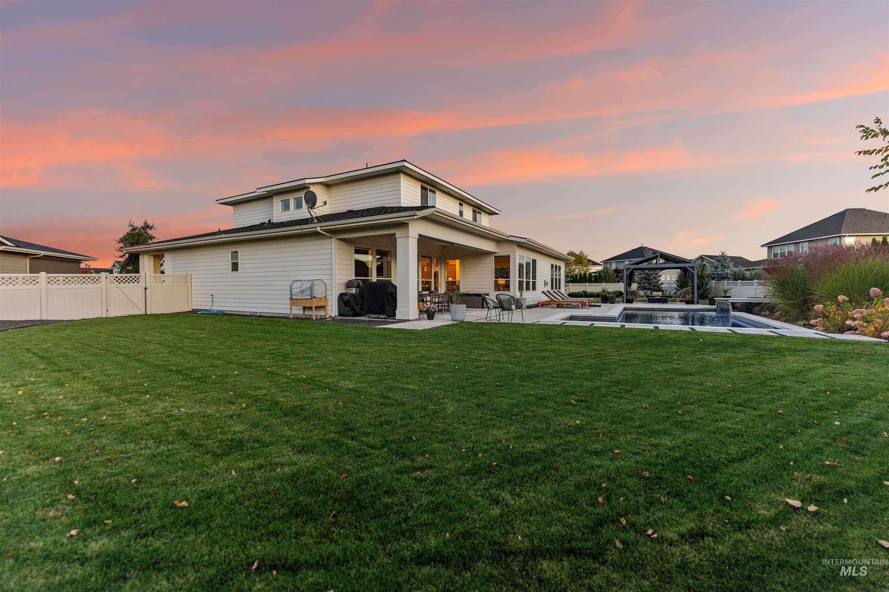 3033 W Teano Ct