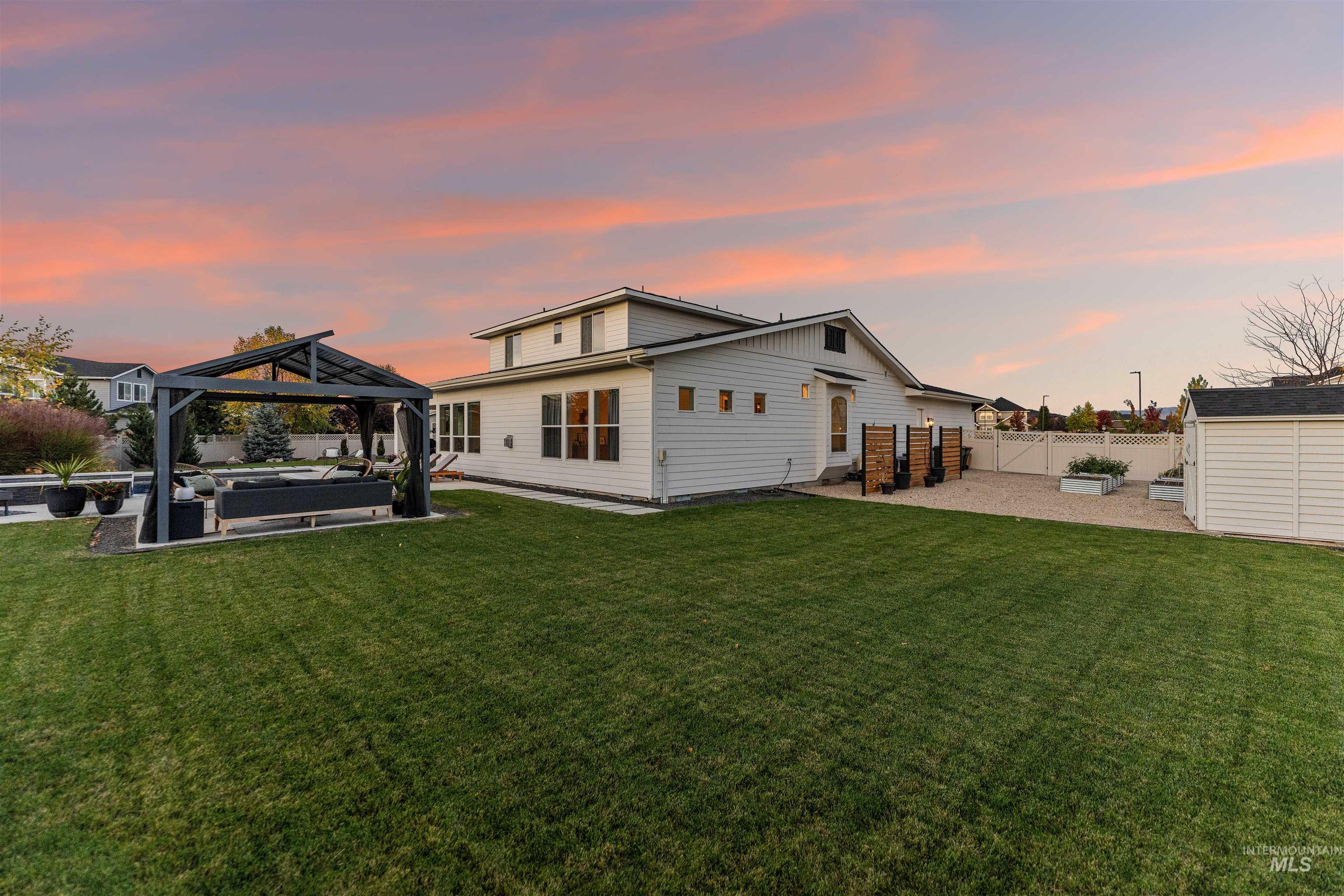 3033 W Teano Ct