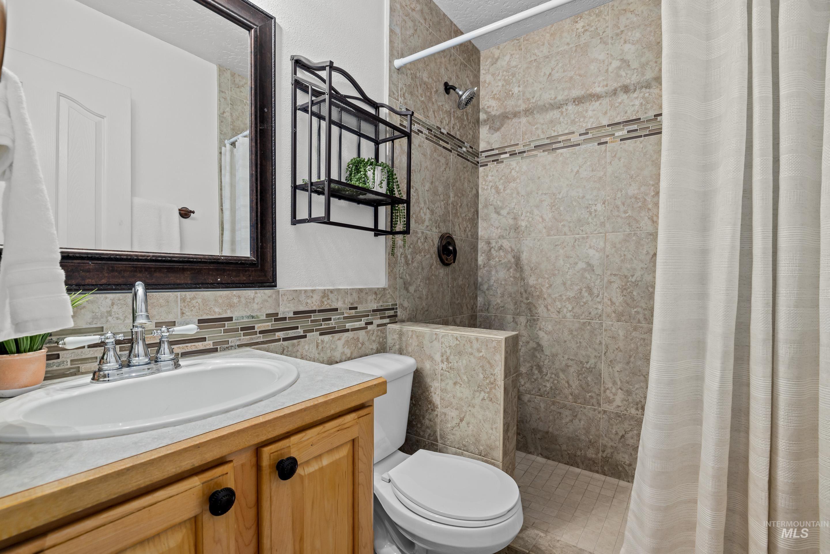 3591 N Bottle Brush Ave