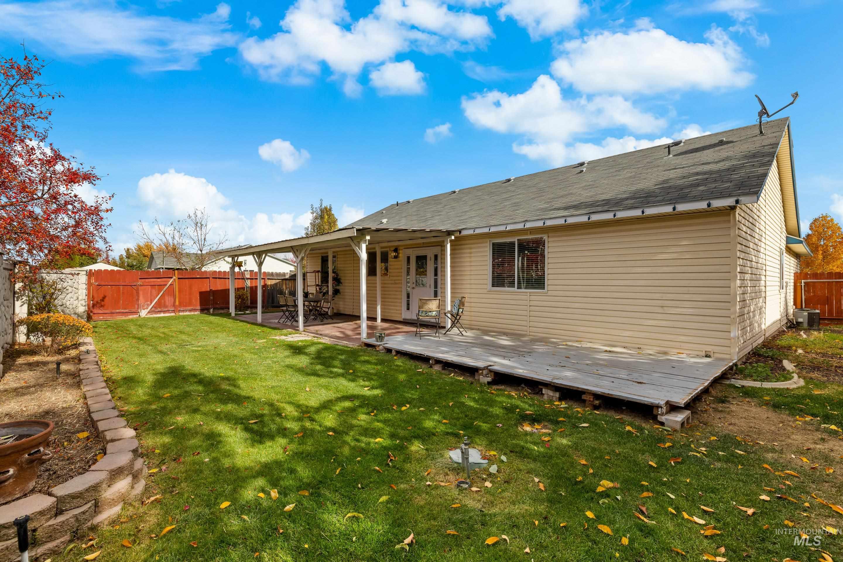 3591 N Bottle Brush Ave