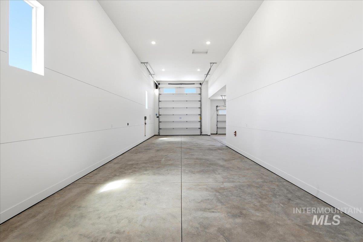 7042 E Chicken Hawk Loop
