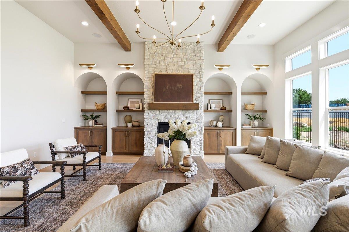 7042 E Chicken Hawk Loop