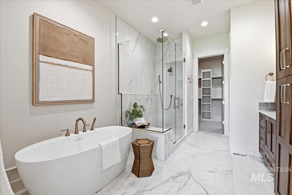 7042 E Chicken Hawk Loop