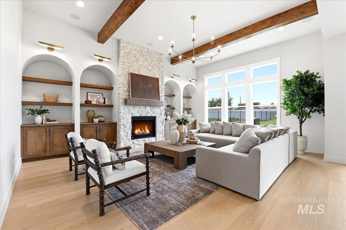 7042 E Chicken Hawk Loop