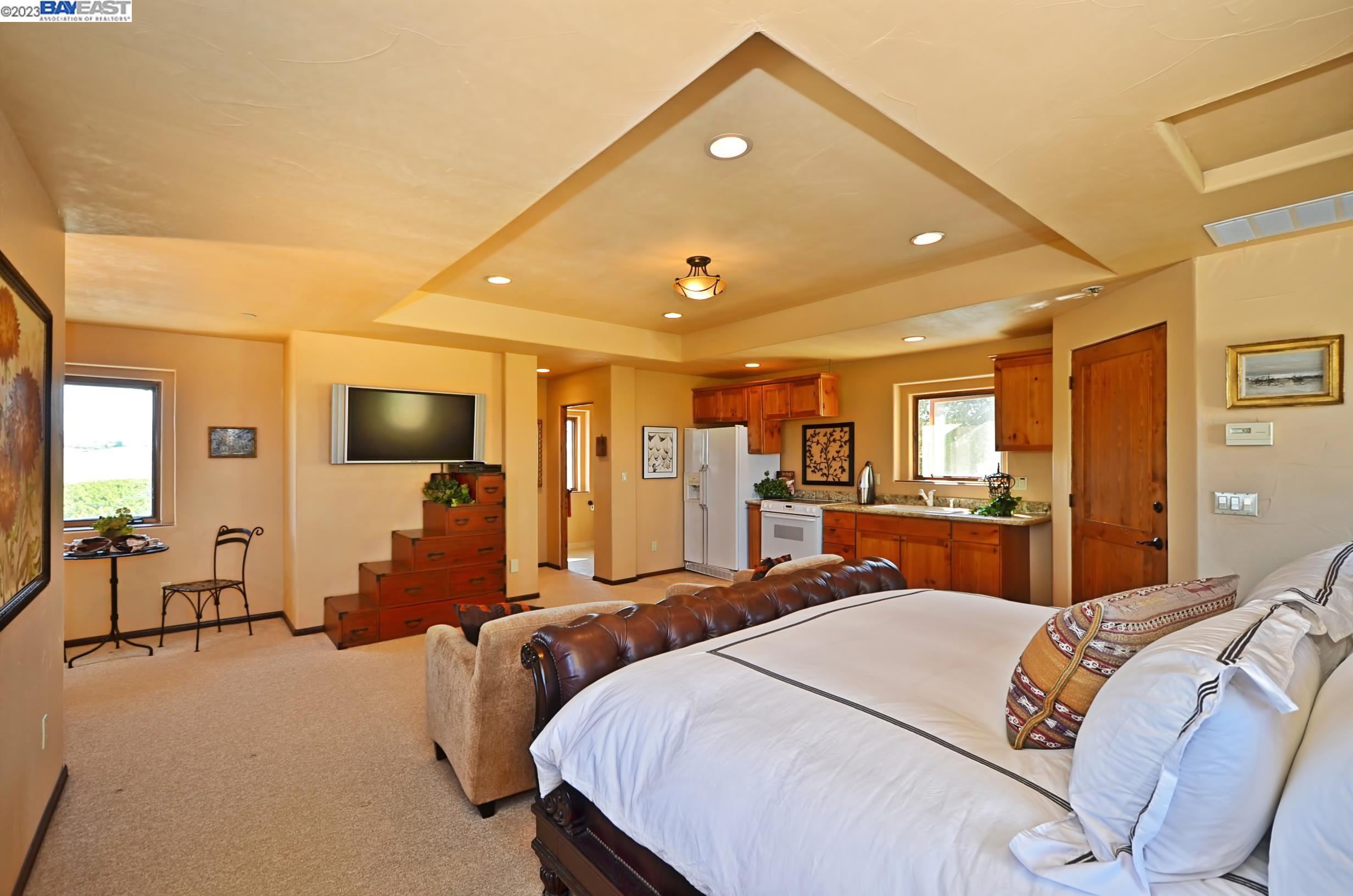 7795 Cedar Mountain Rd