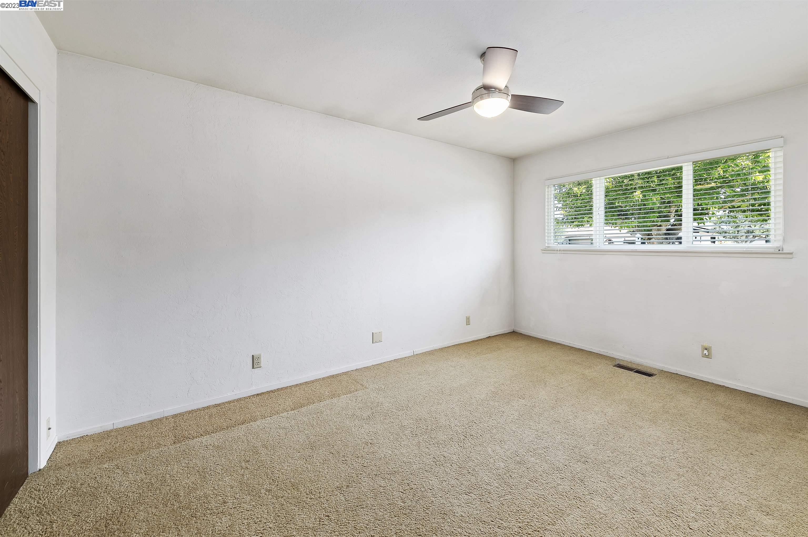 622 Escondido Cir