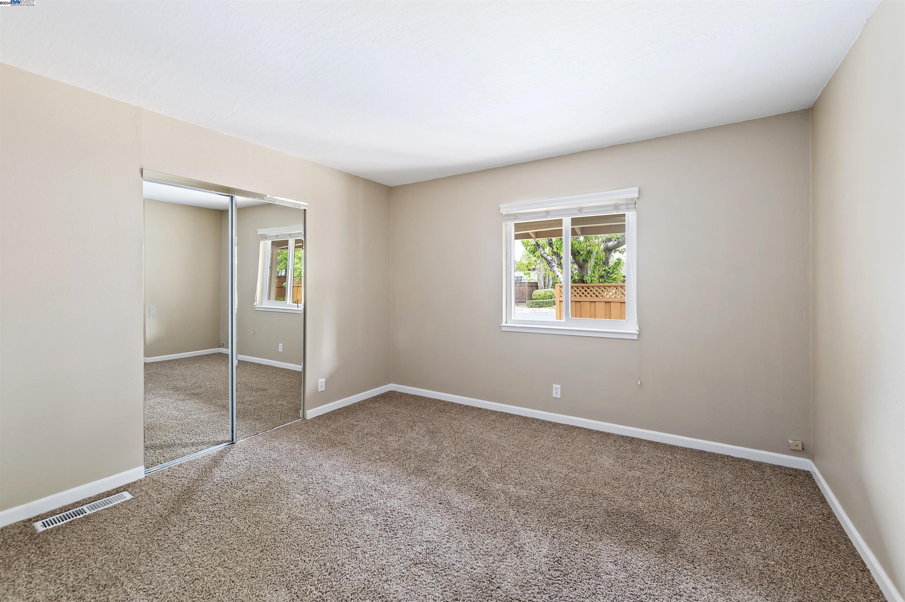 1564 Greenwood Rd