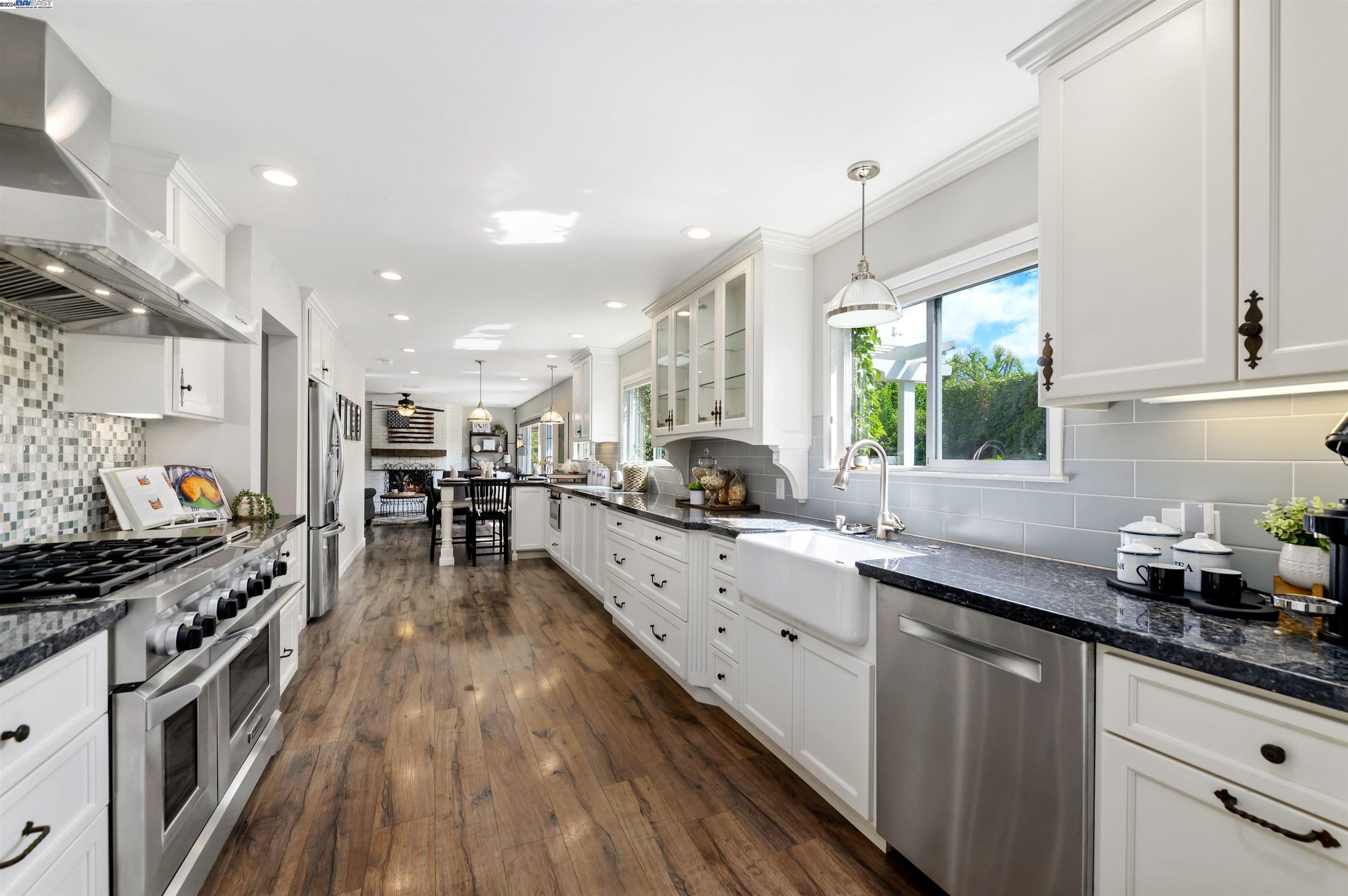 2315 Sandpiper Way