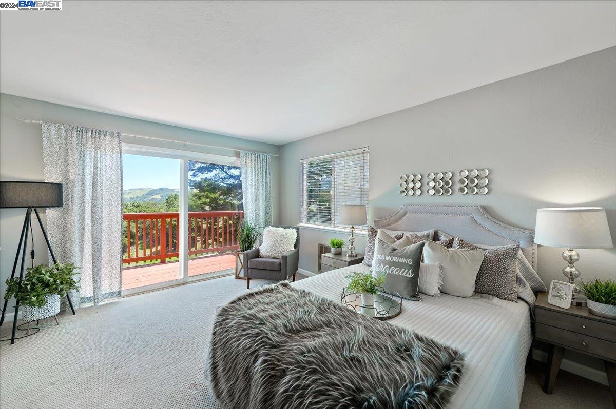 6869 Sunnyslope Ave