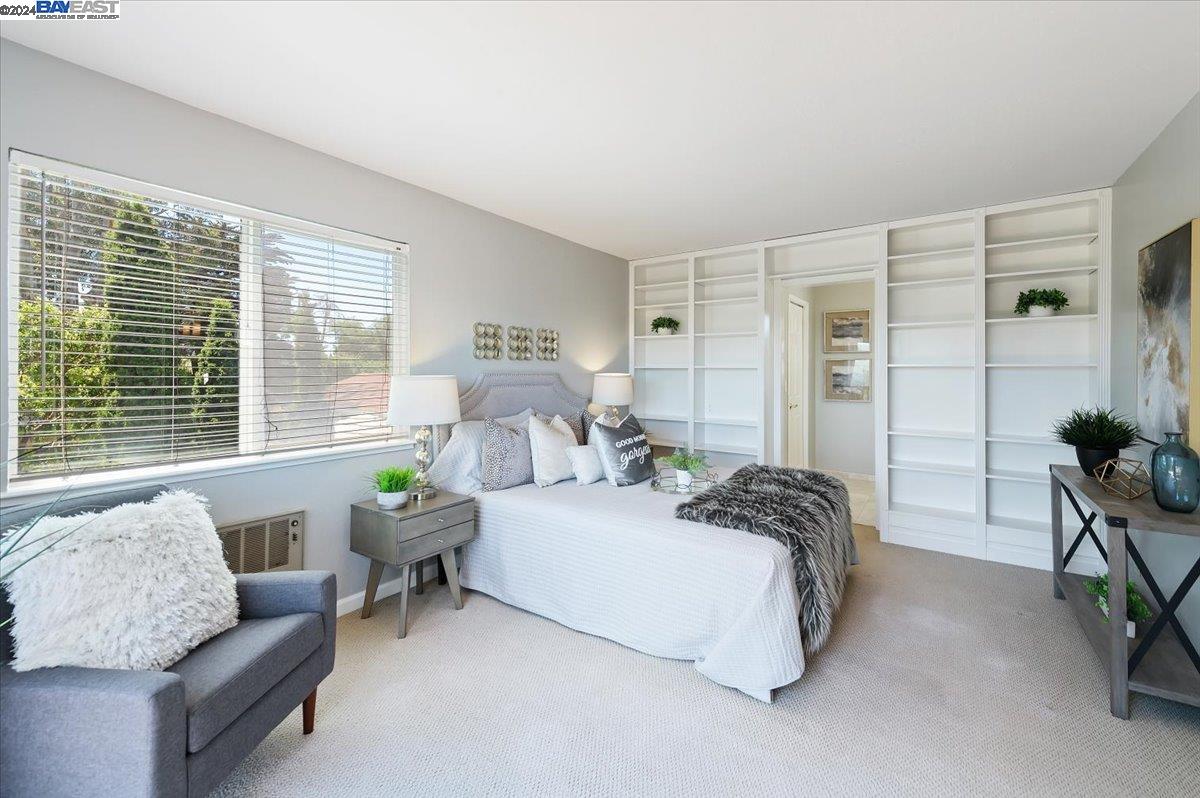 6869 Sunnyslope Ave