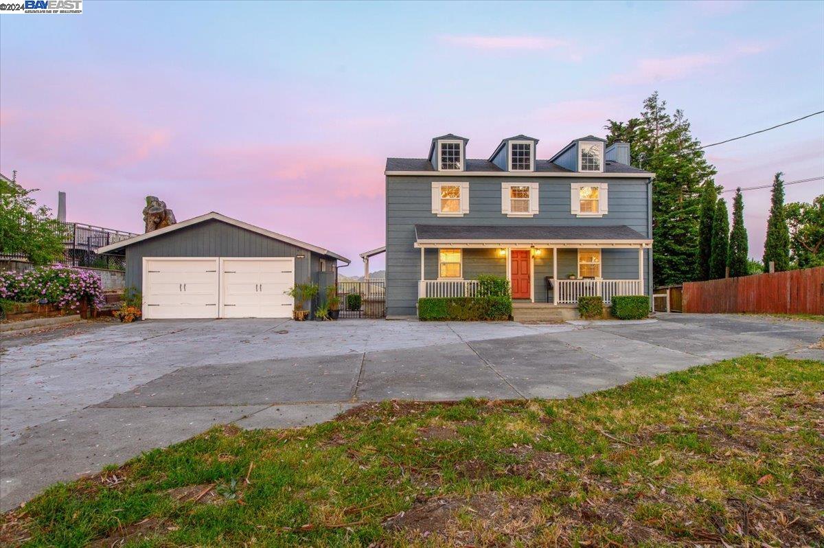 6869 Sunnyslope Ave