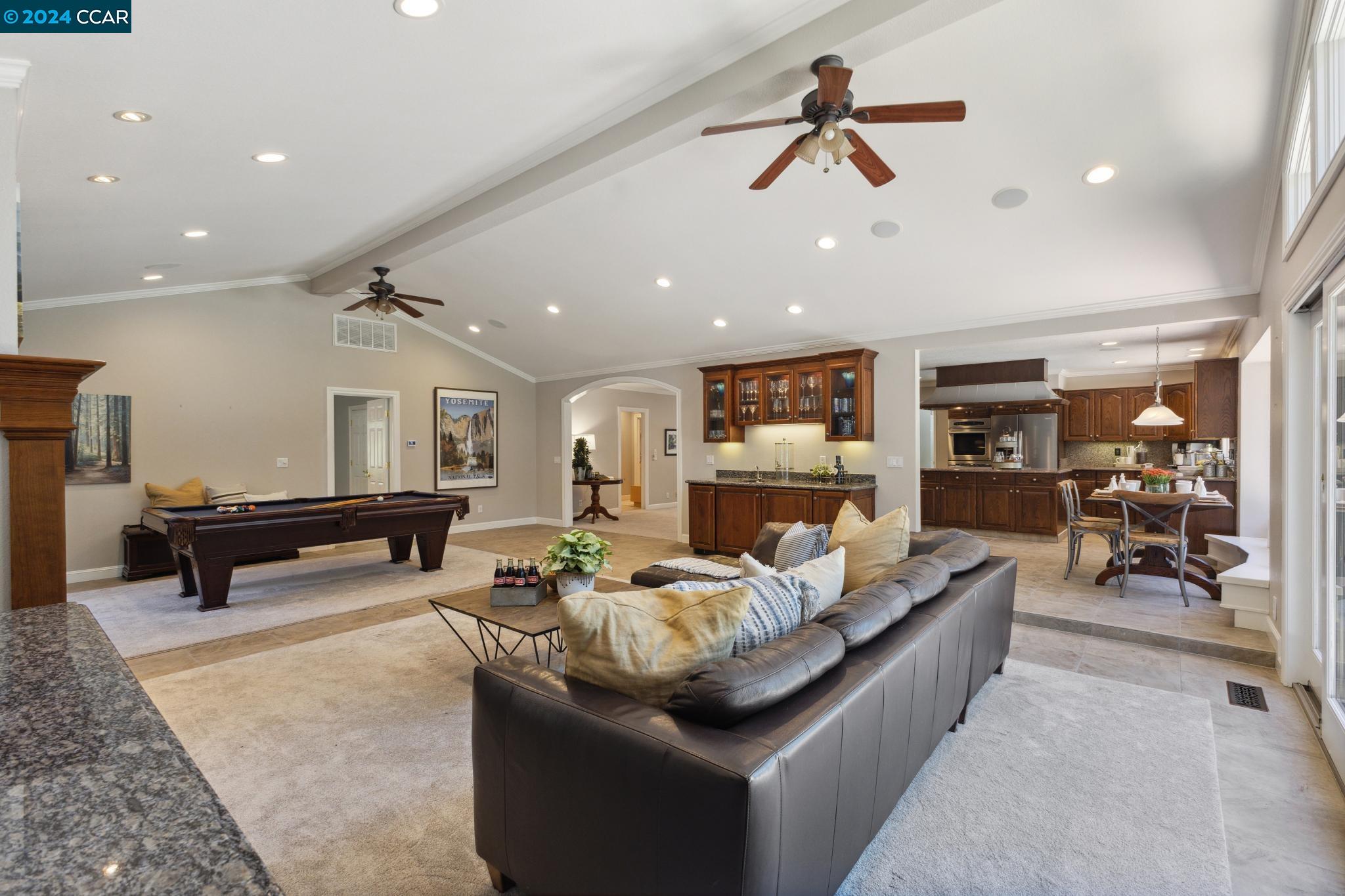 768 Contada Cir