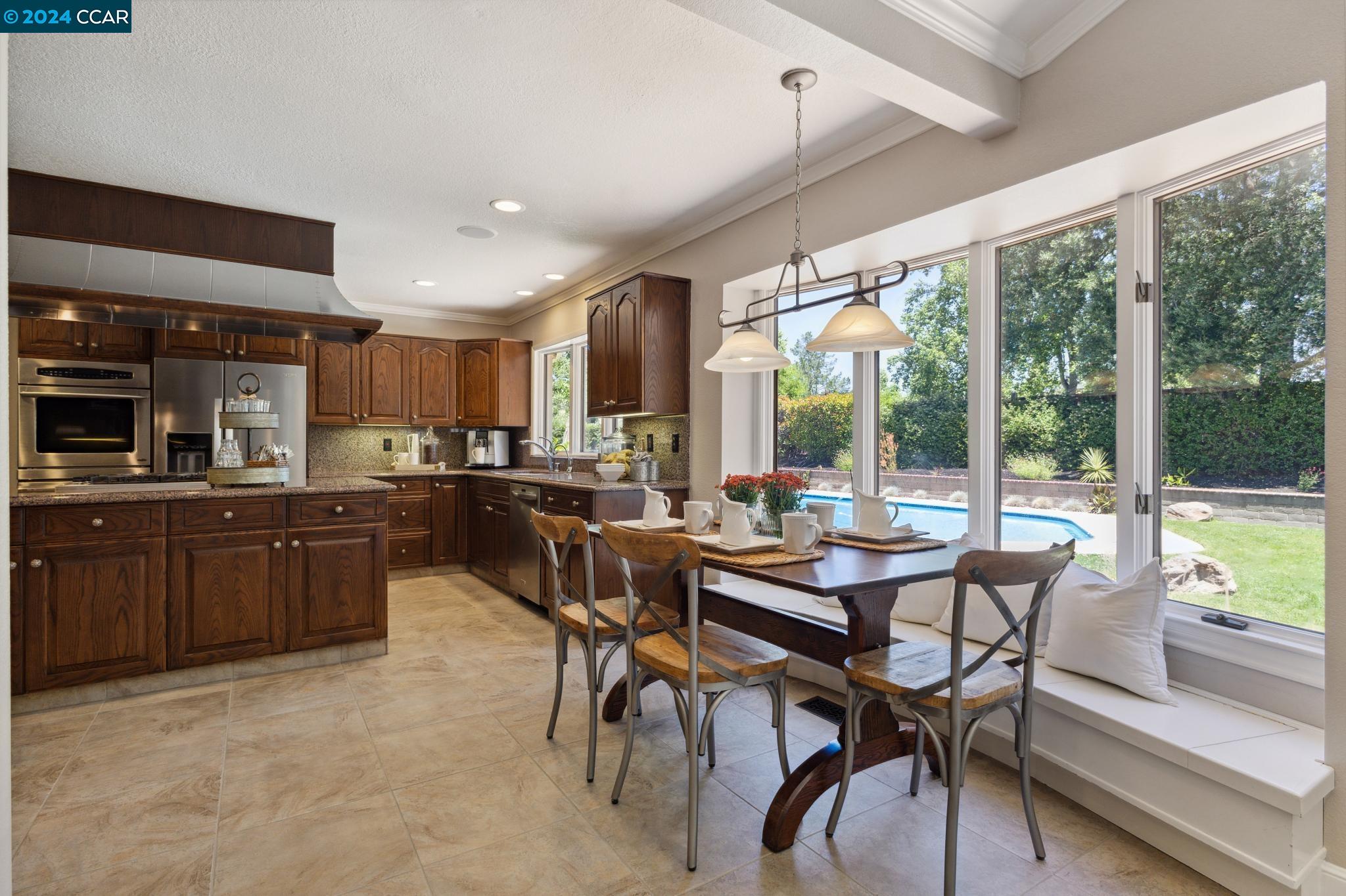 768 Contada Cir