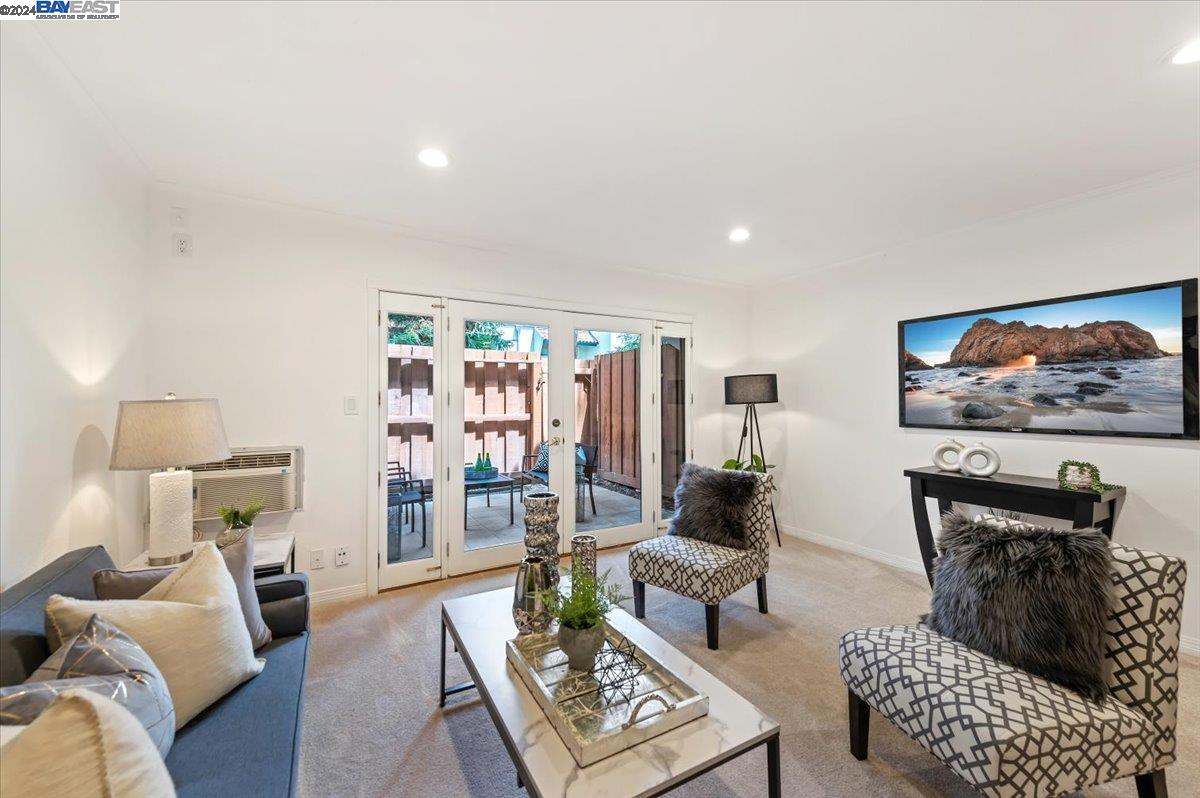 1001 Murrieta Blvd # 48