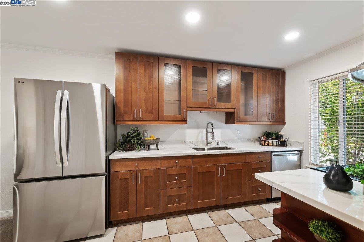 1001 Murrieta Blvd # 48