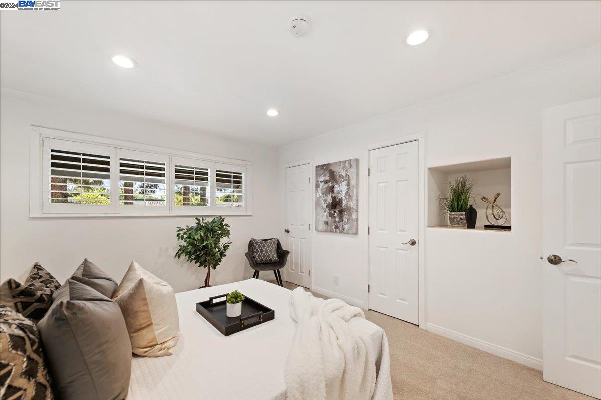 1001 Murrieta Blvd # 48