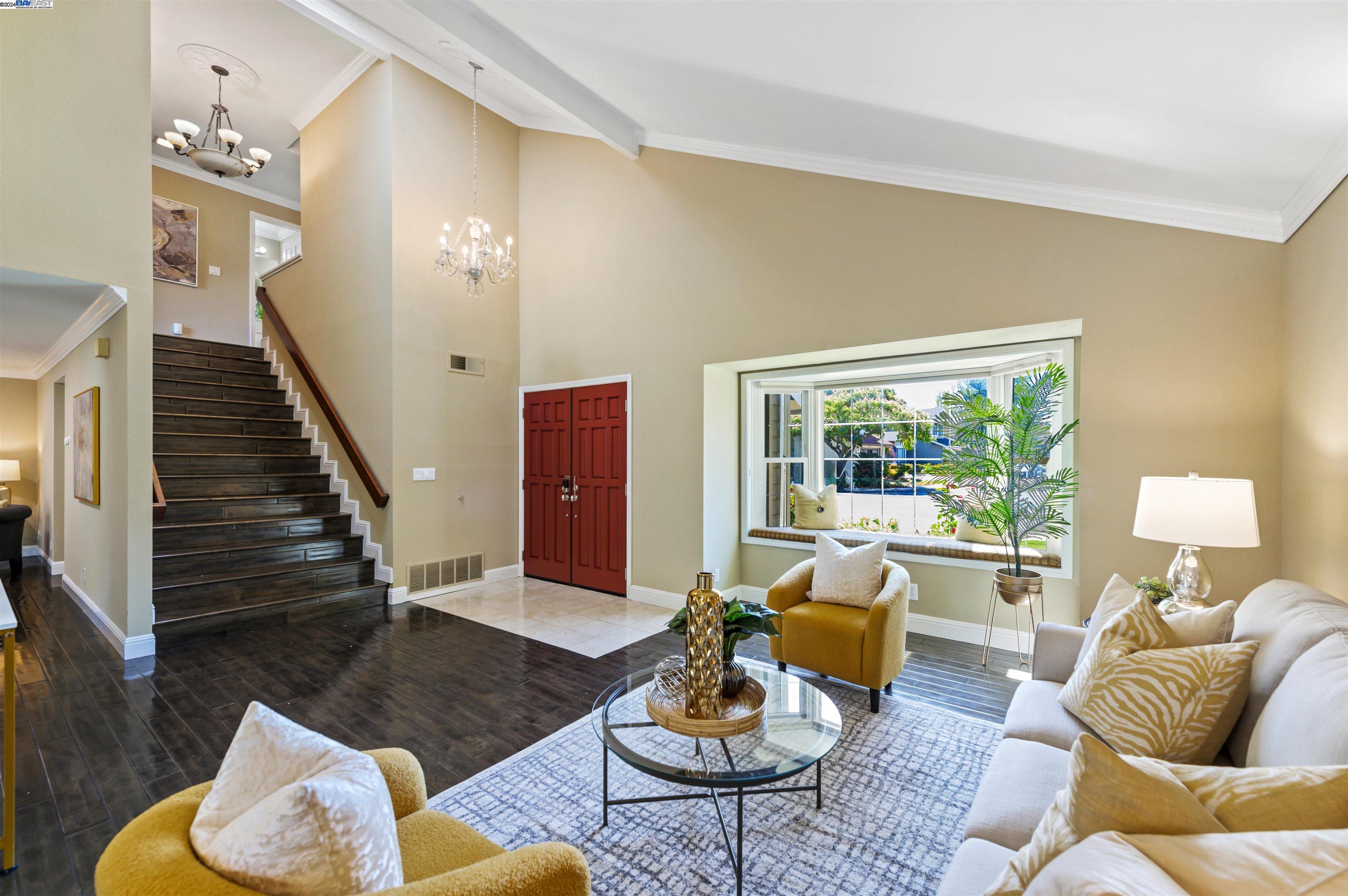6738 Paseo Catalina