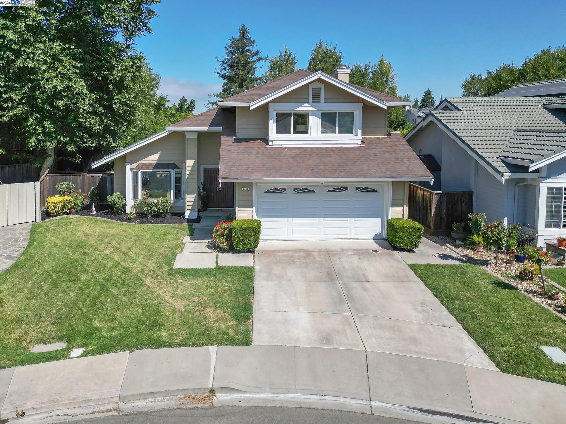 6738 Paseo Catalina