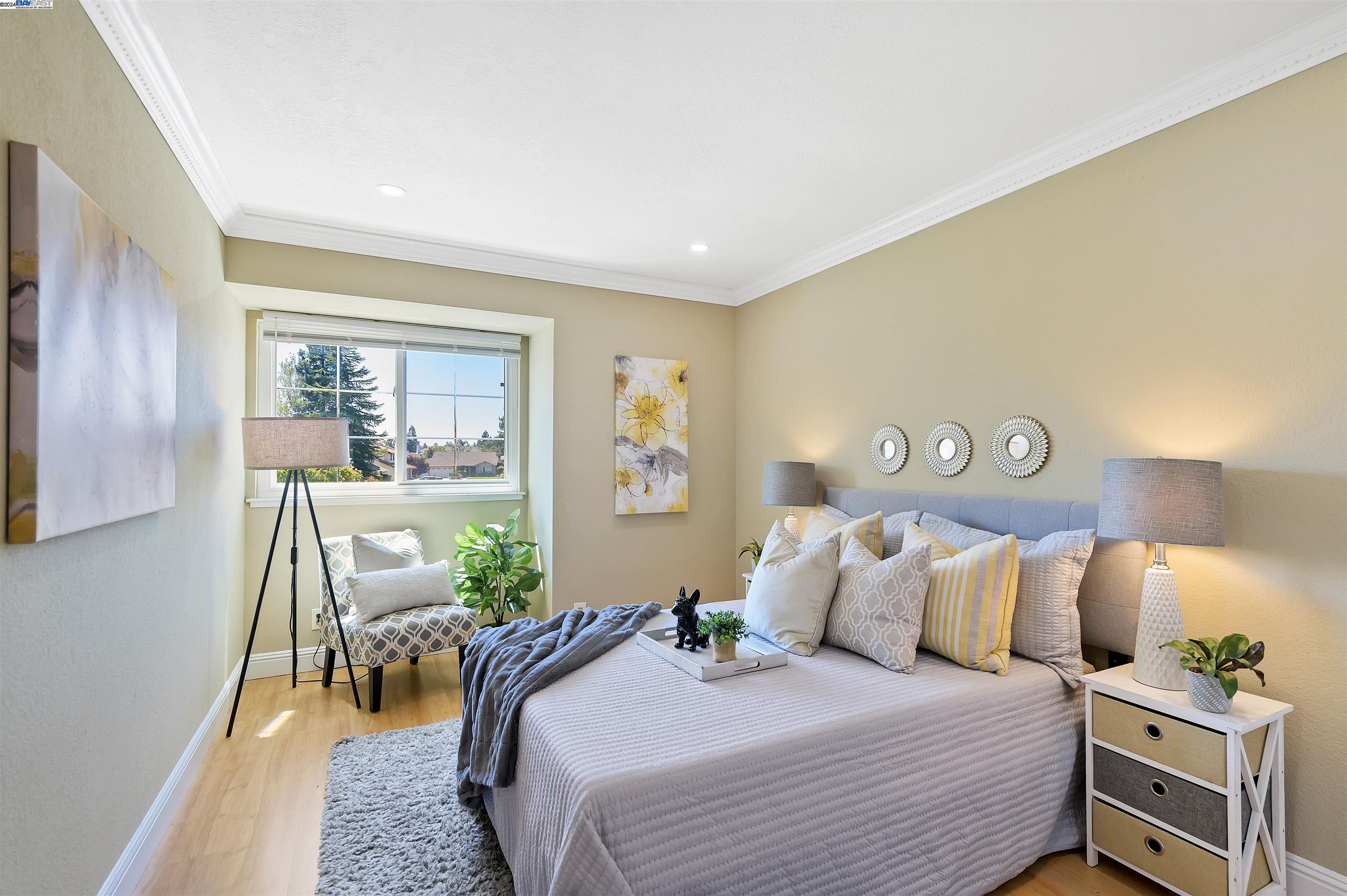 6738 Paseo Catalina