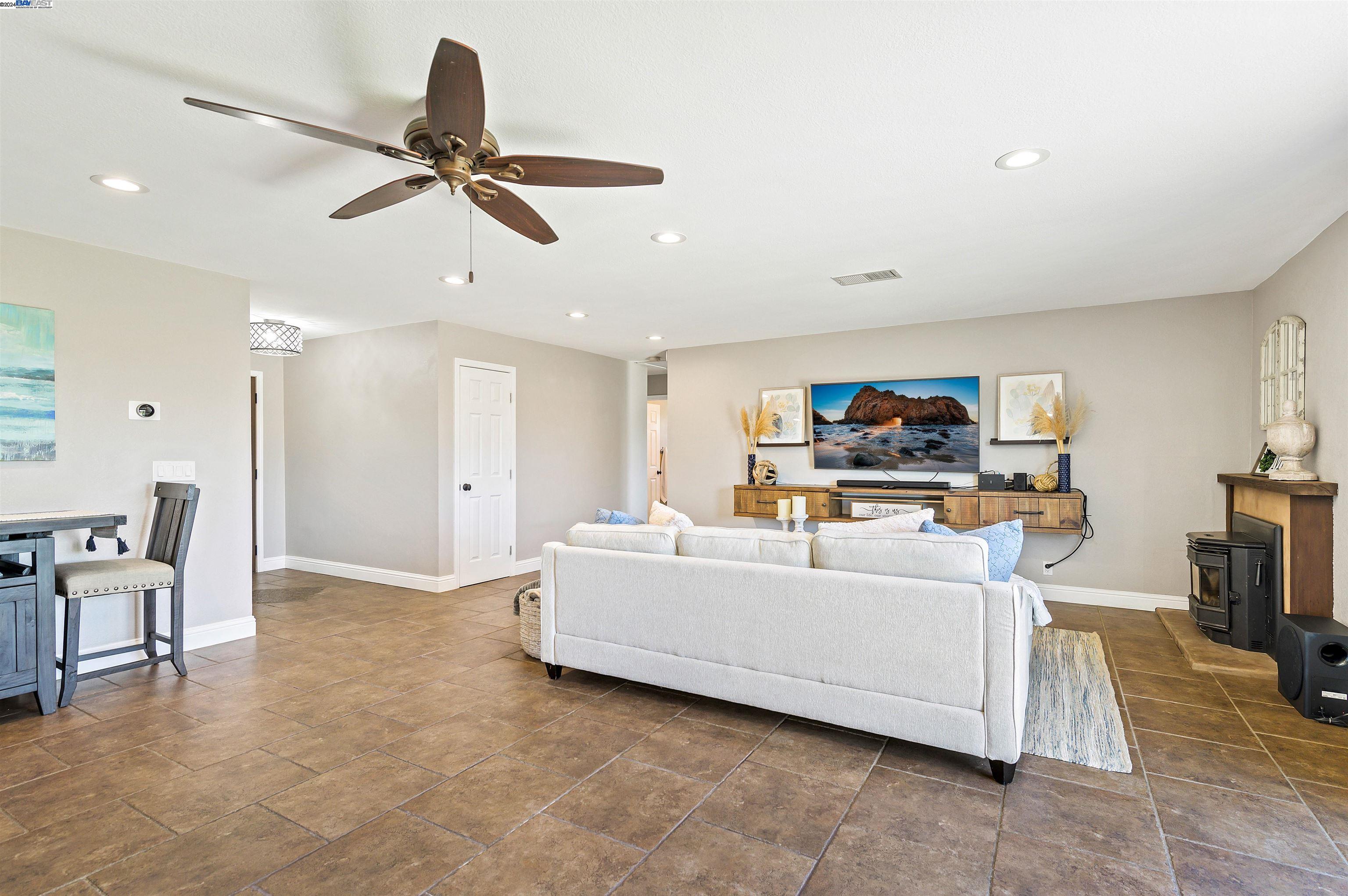 455 Covellite Lane