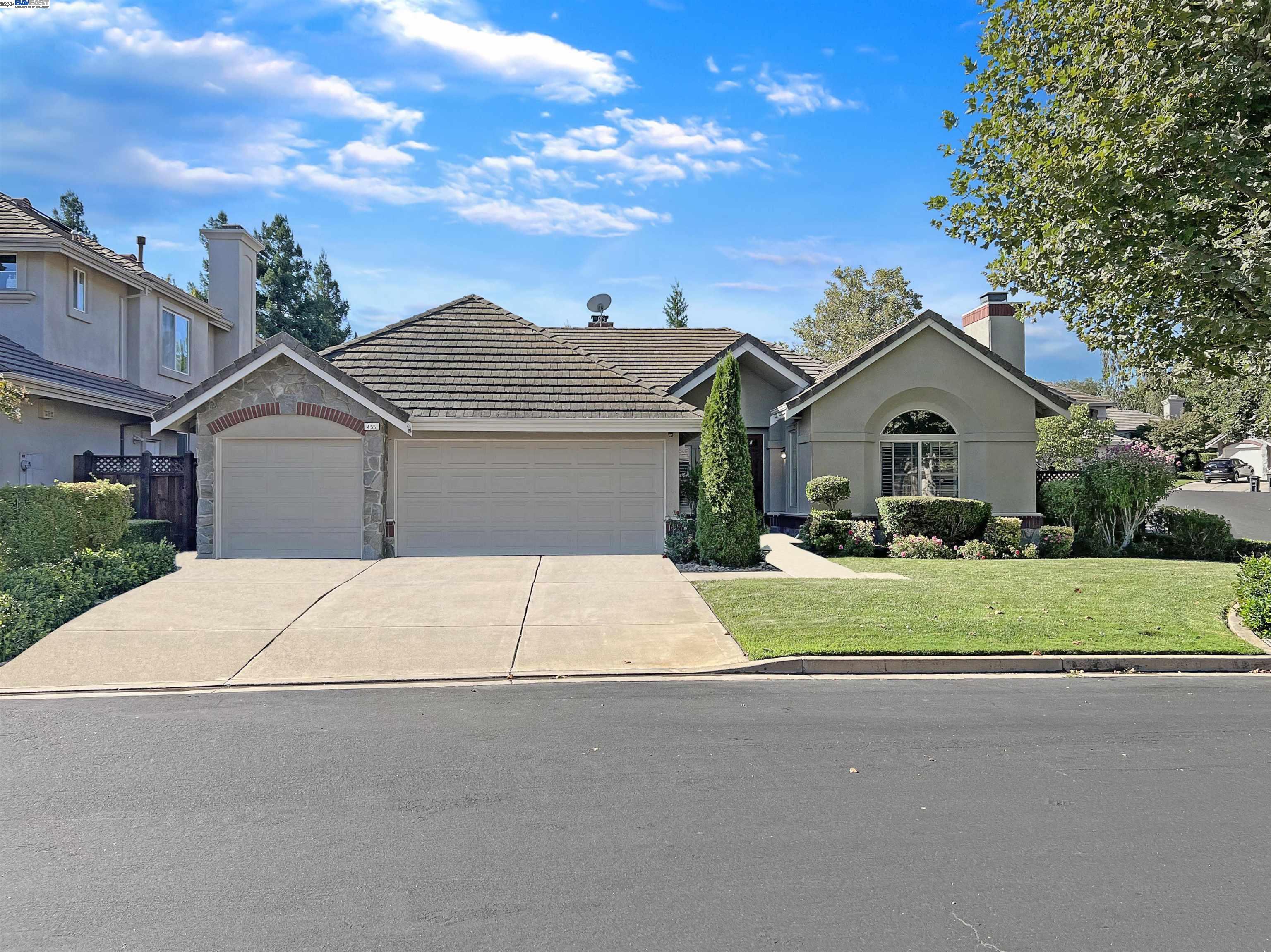 455 Montori Ct