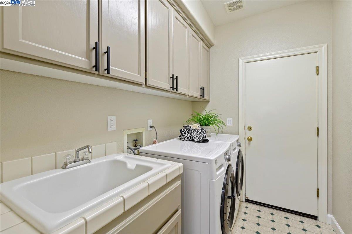 455 Montori Ct
