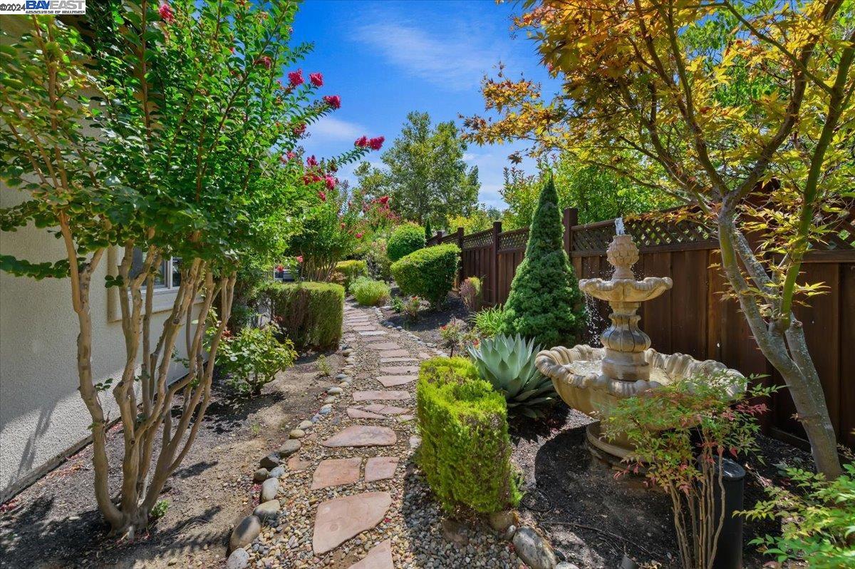 455 Montori Ct