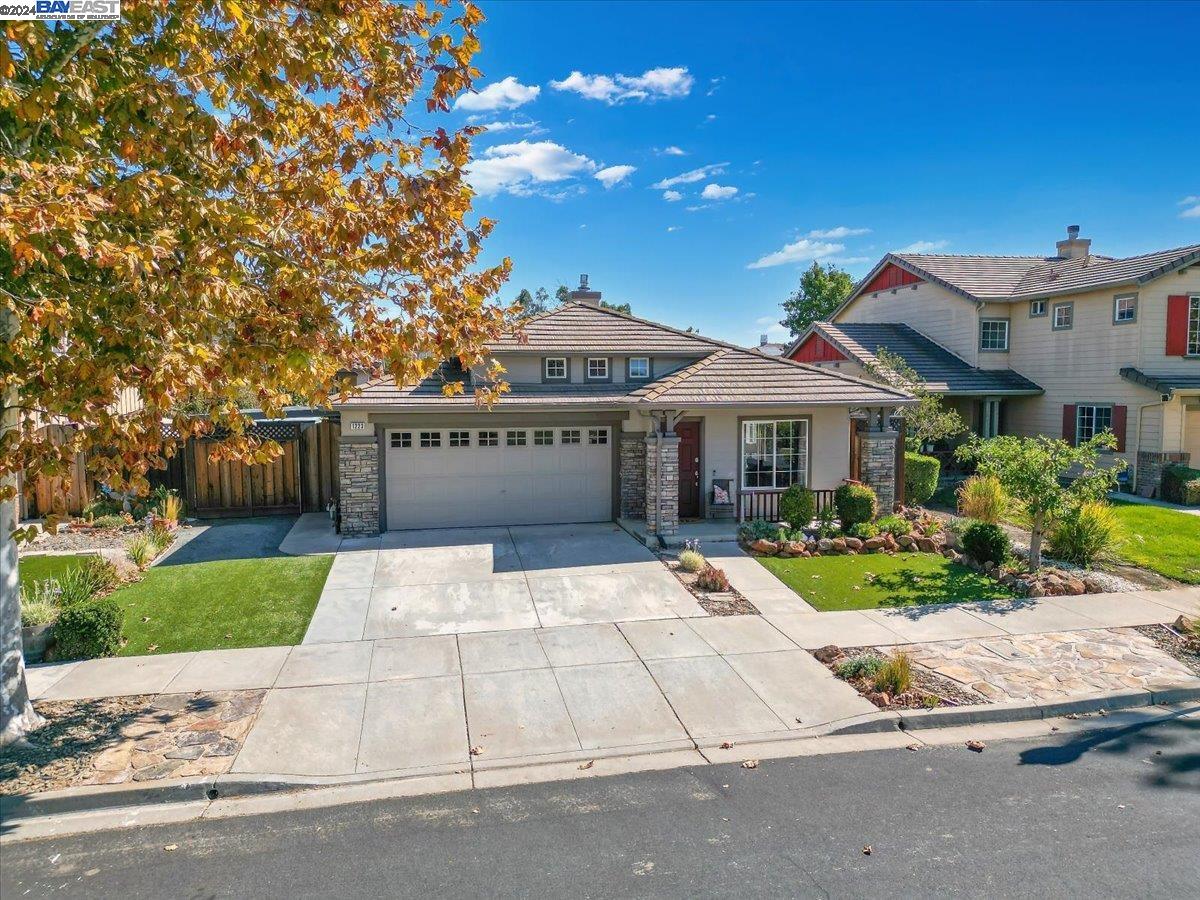 1223 Echo Summit St