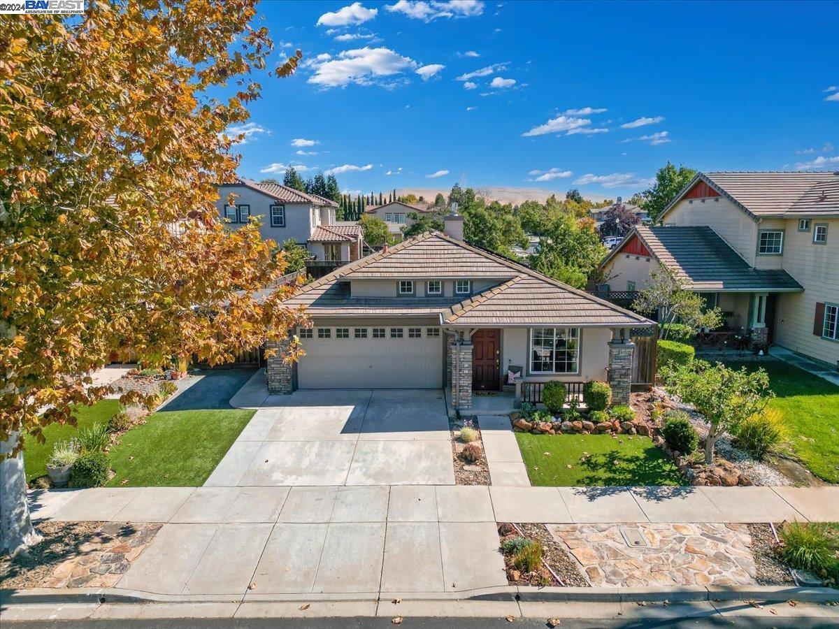 1223 Echo Summit St