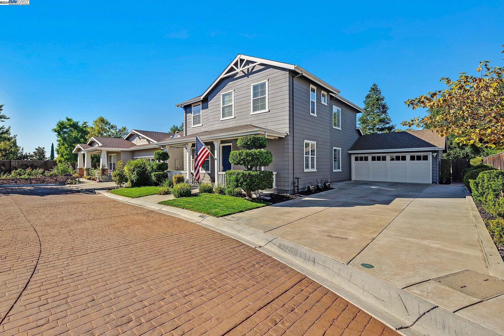 2975 Rivers Bend Cir