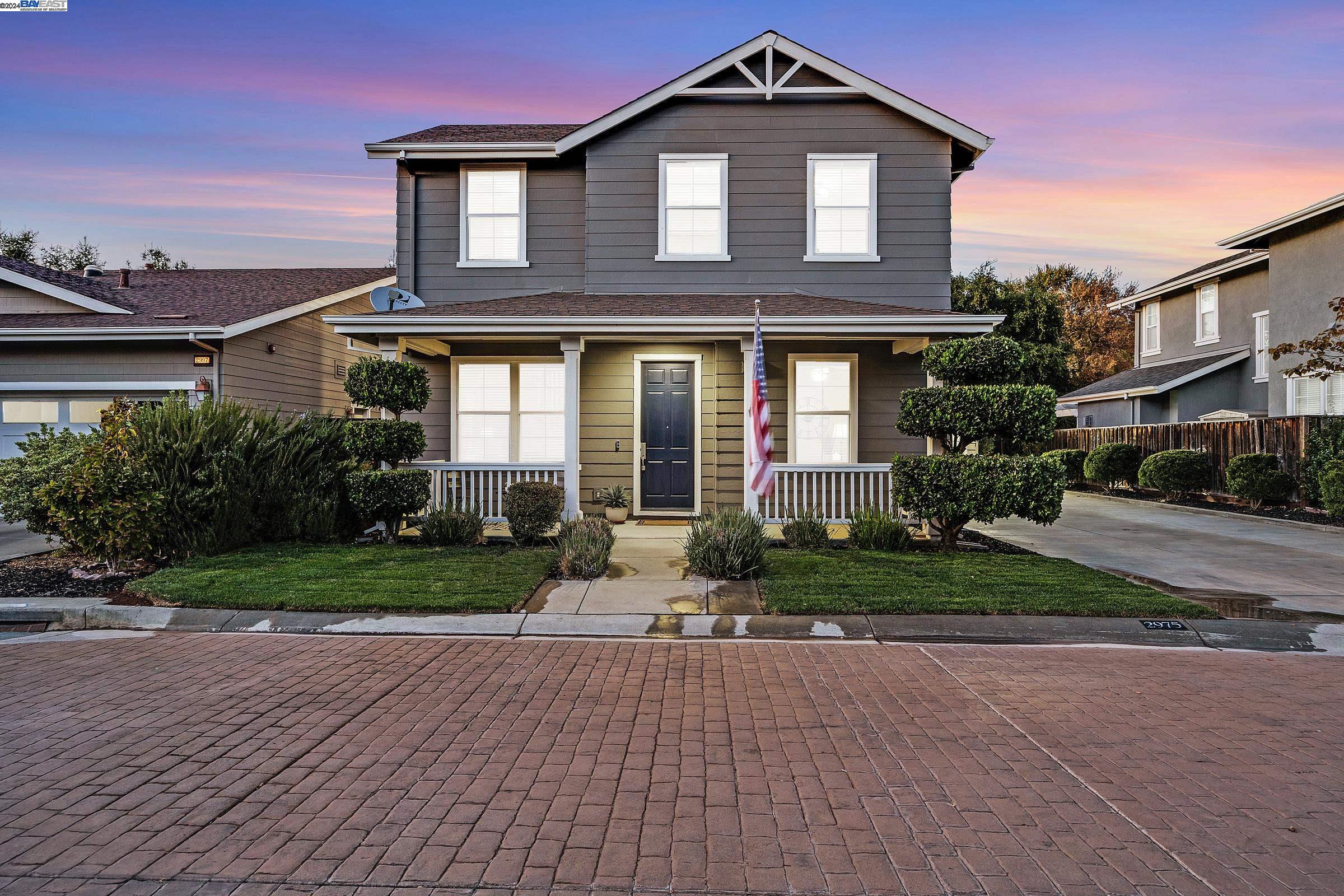 2975 Rivers Bend Cir