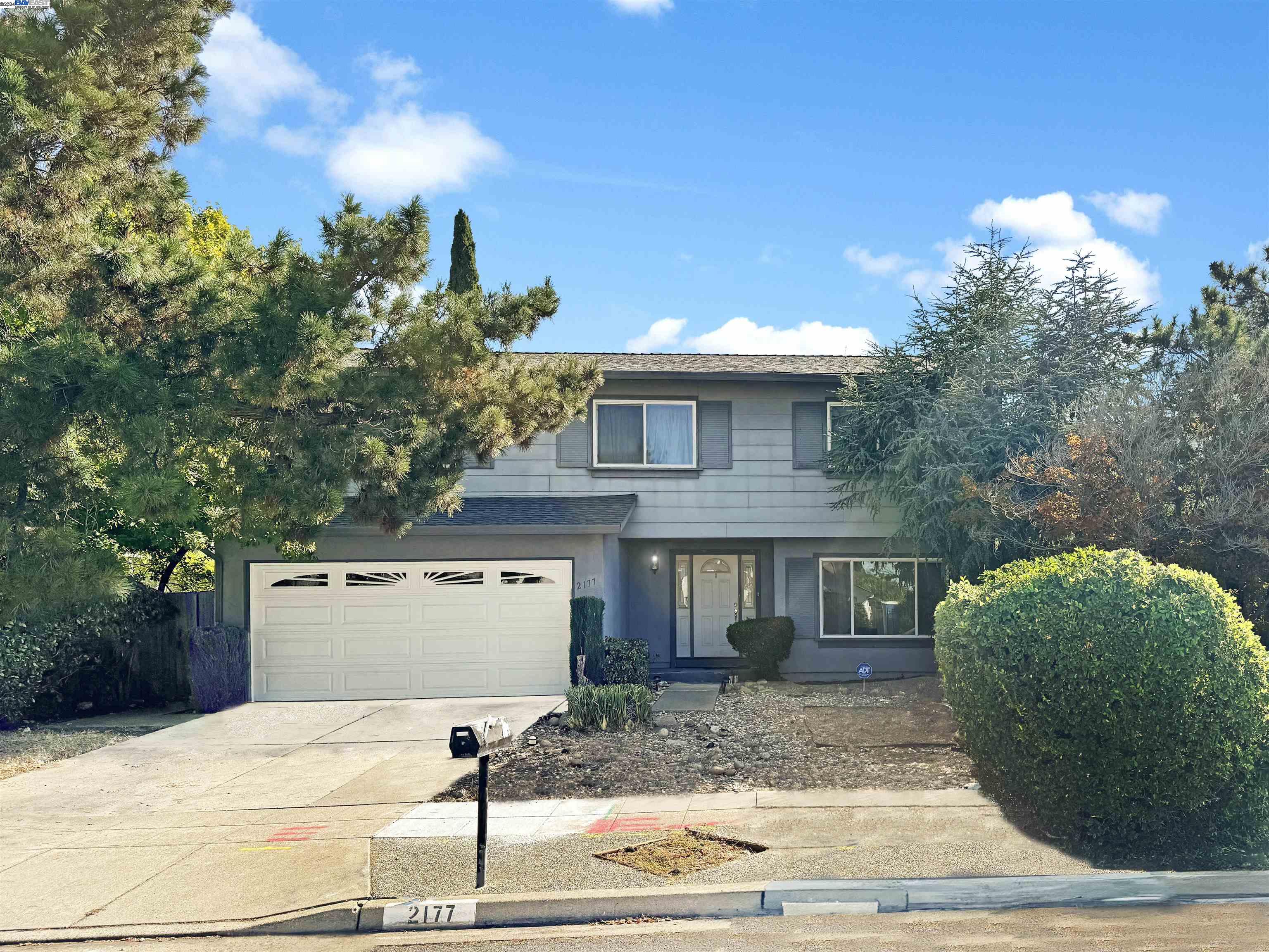 2177 Sepulveda Ave