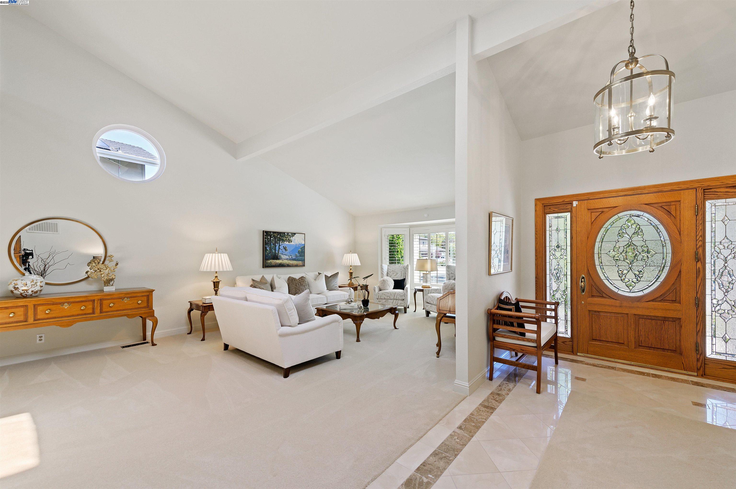 2612 Camino Segura