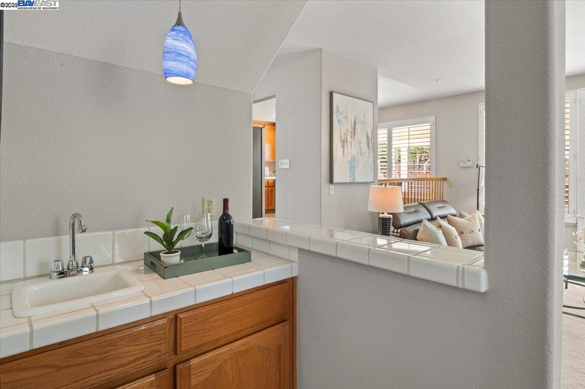 1189 Dana Cir