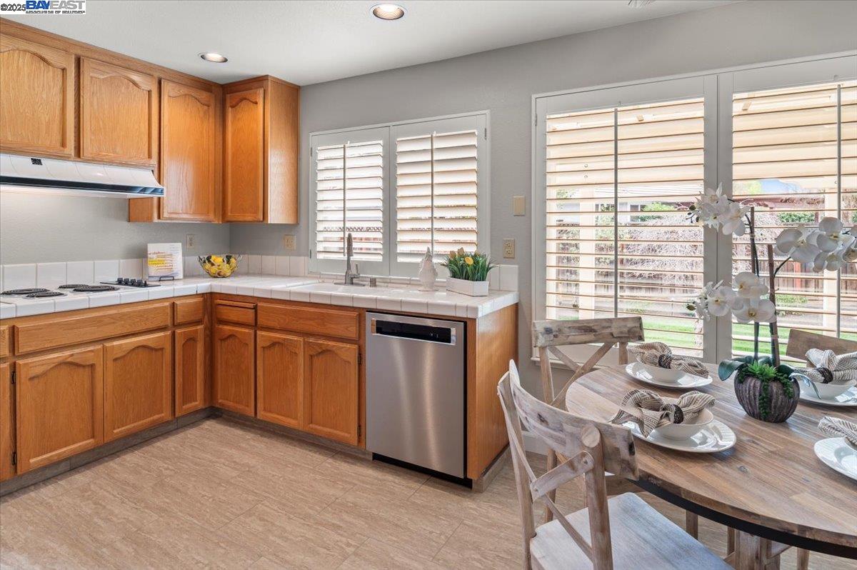 1189 Dana Cir