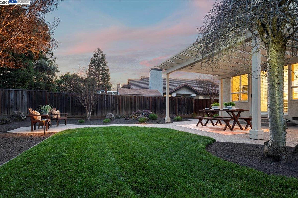 1189 Dana Cir
