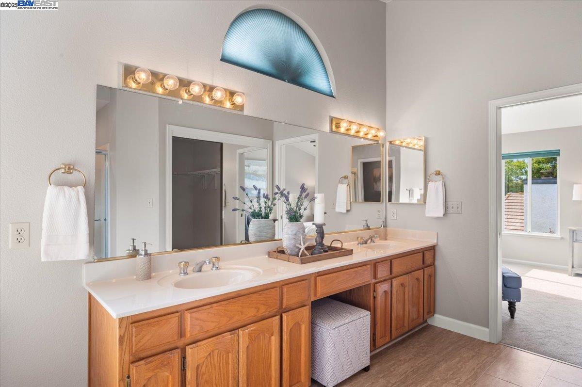 1189 Dana Cir