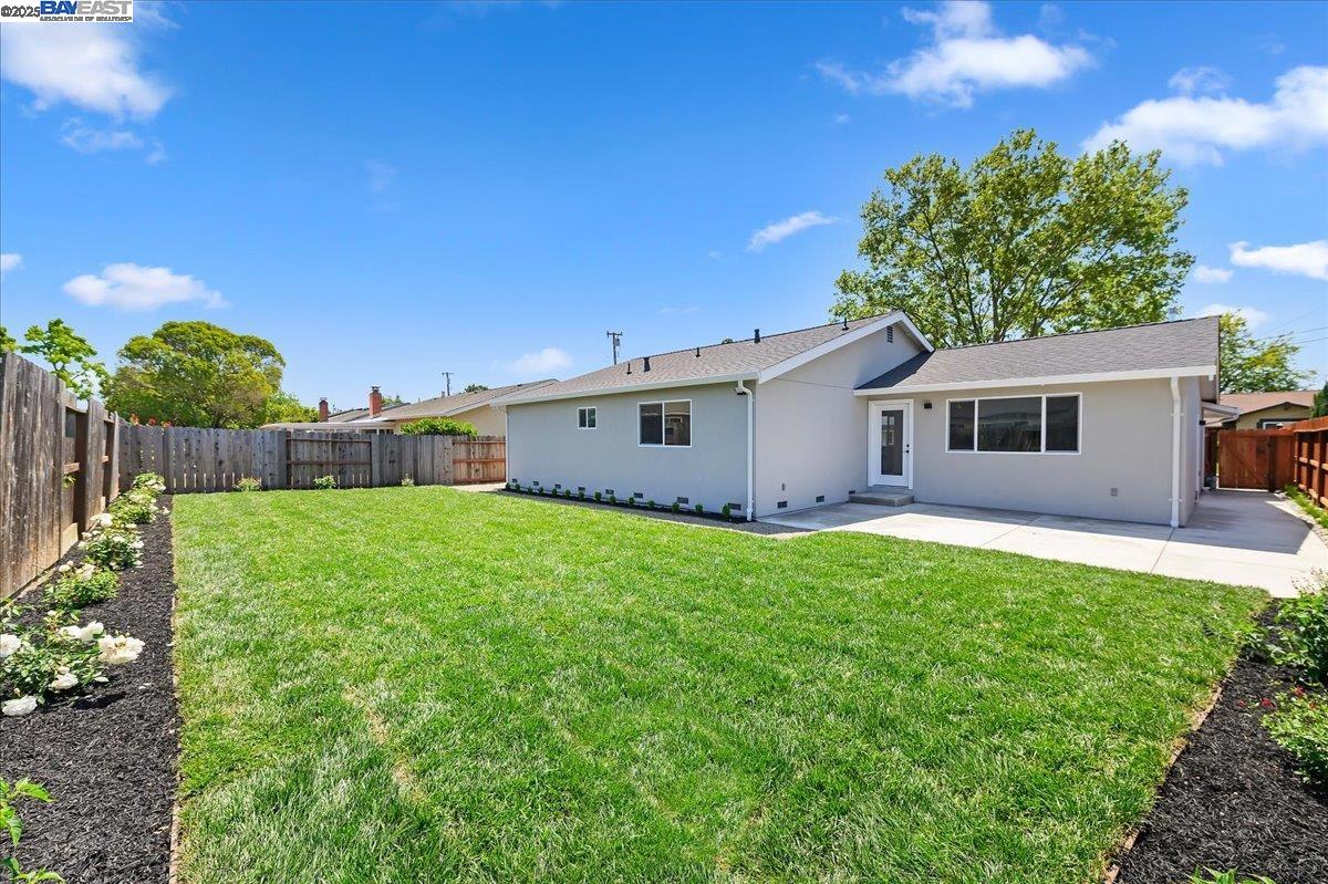 7461 Brookdale Ct