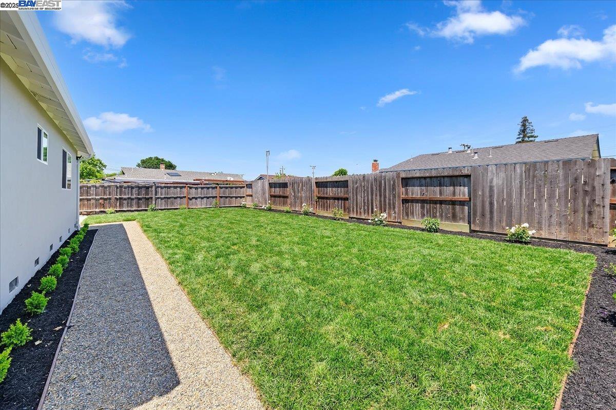 7461 Brookdale Ct