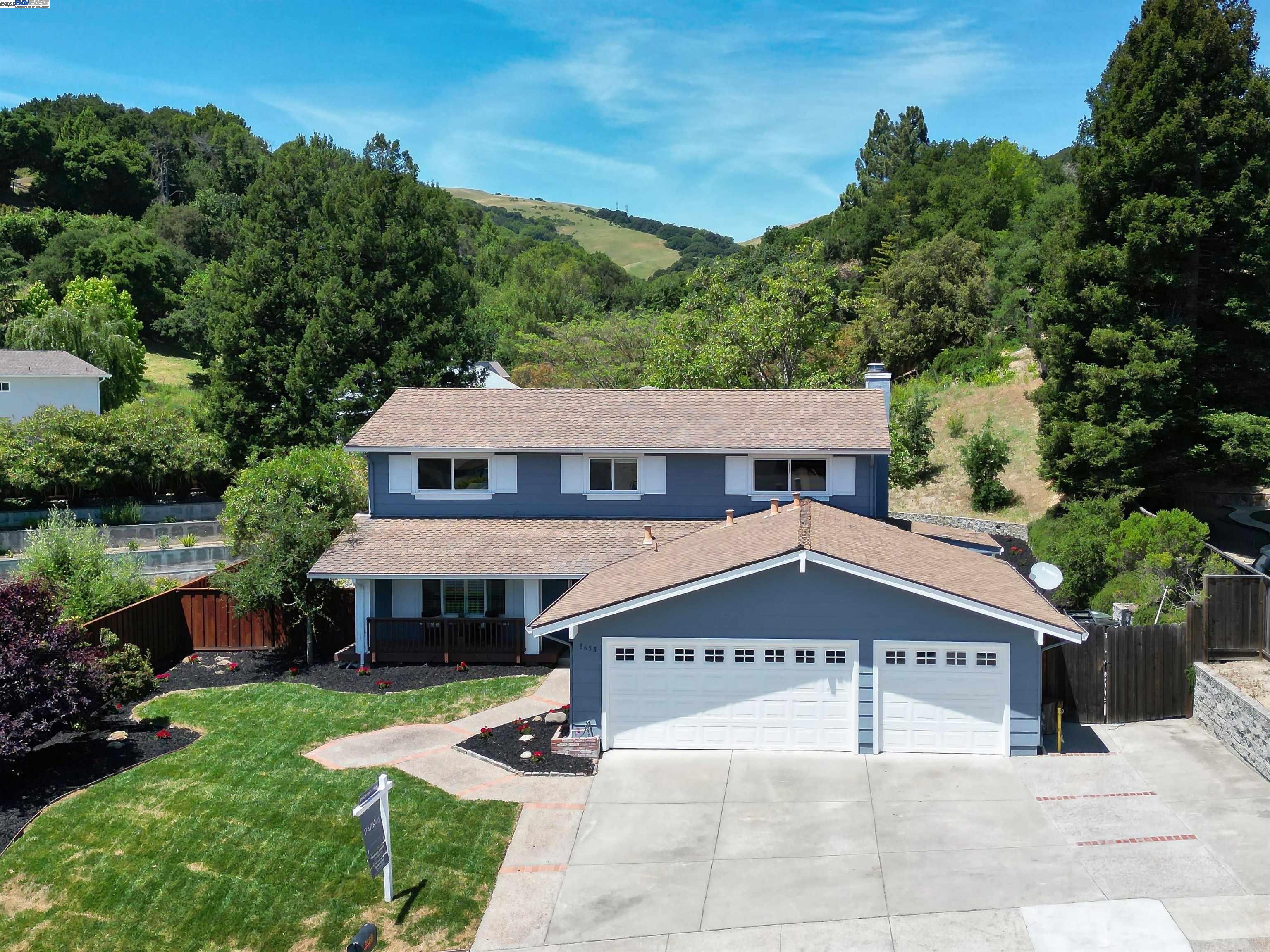 8658 Fenwick Way