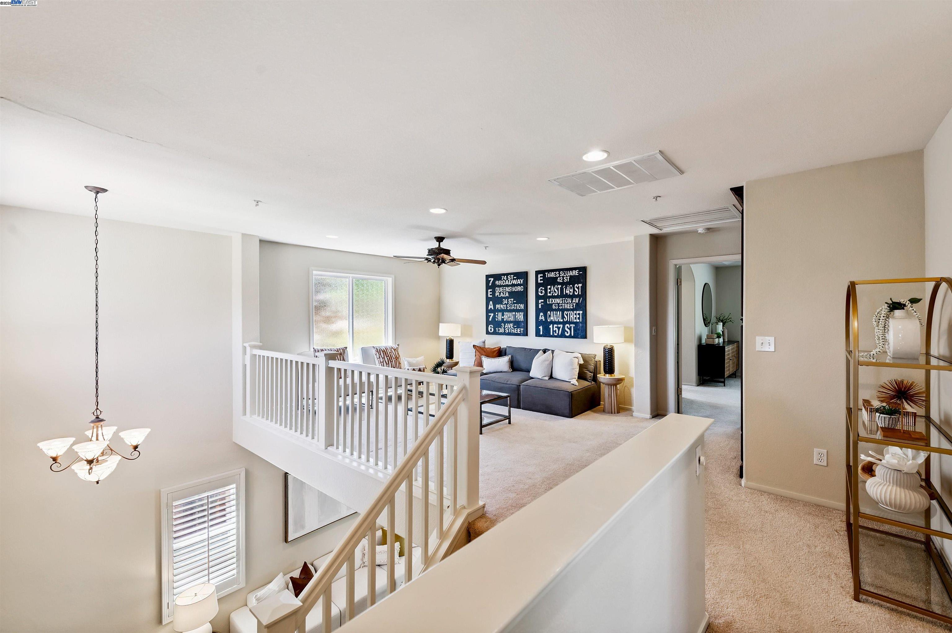 3582 Ridgecrest Way