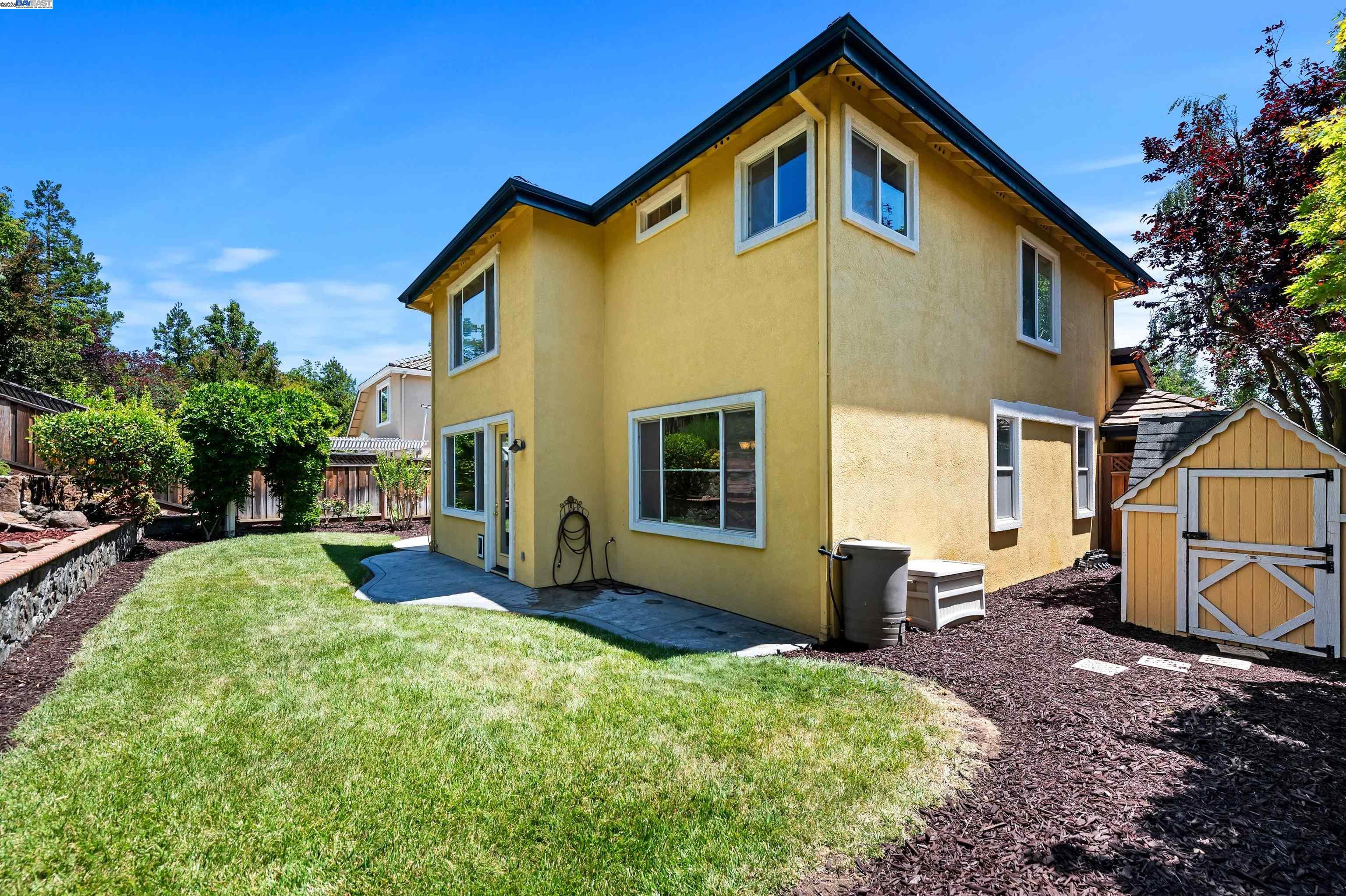 3582 Ridgecrest Way