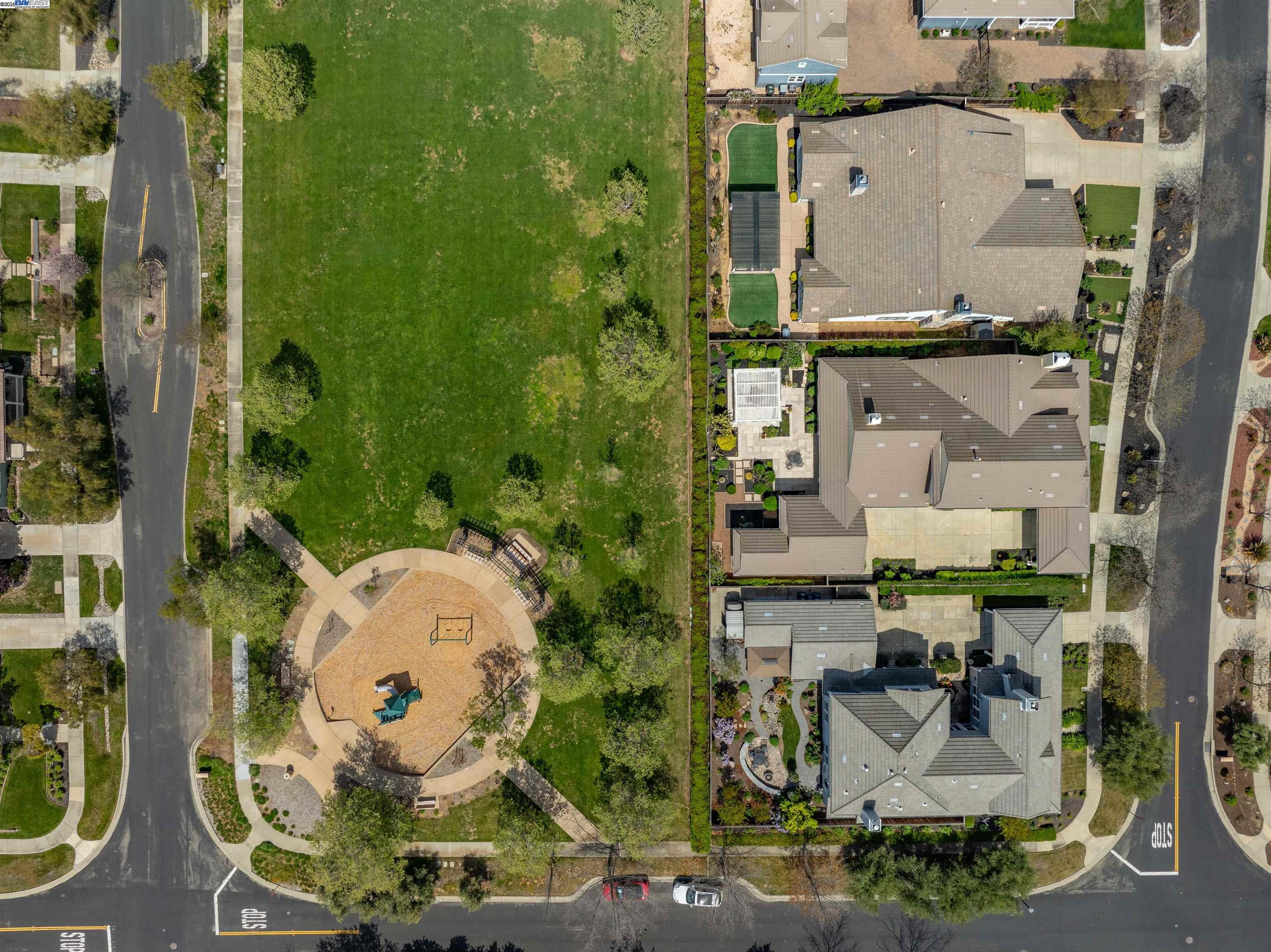 3043 Picholine Dr
