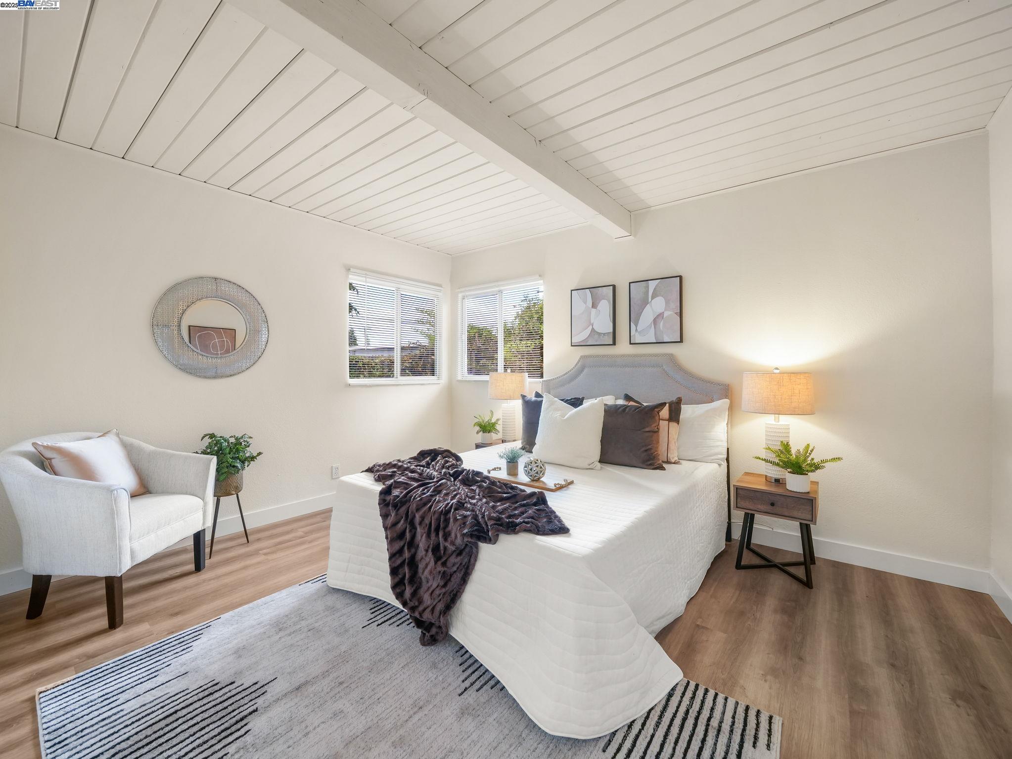 22939 Santa Clara St, Hayward