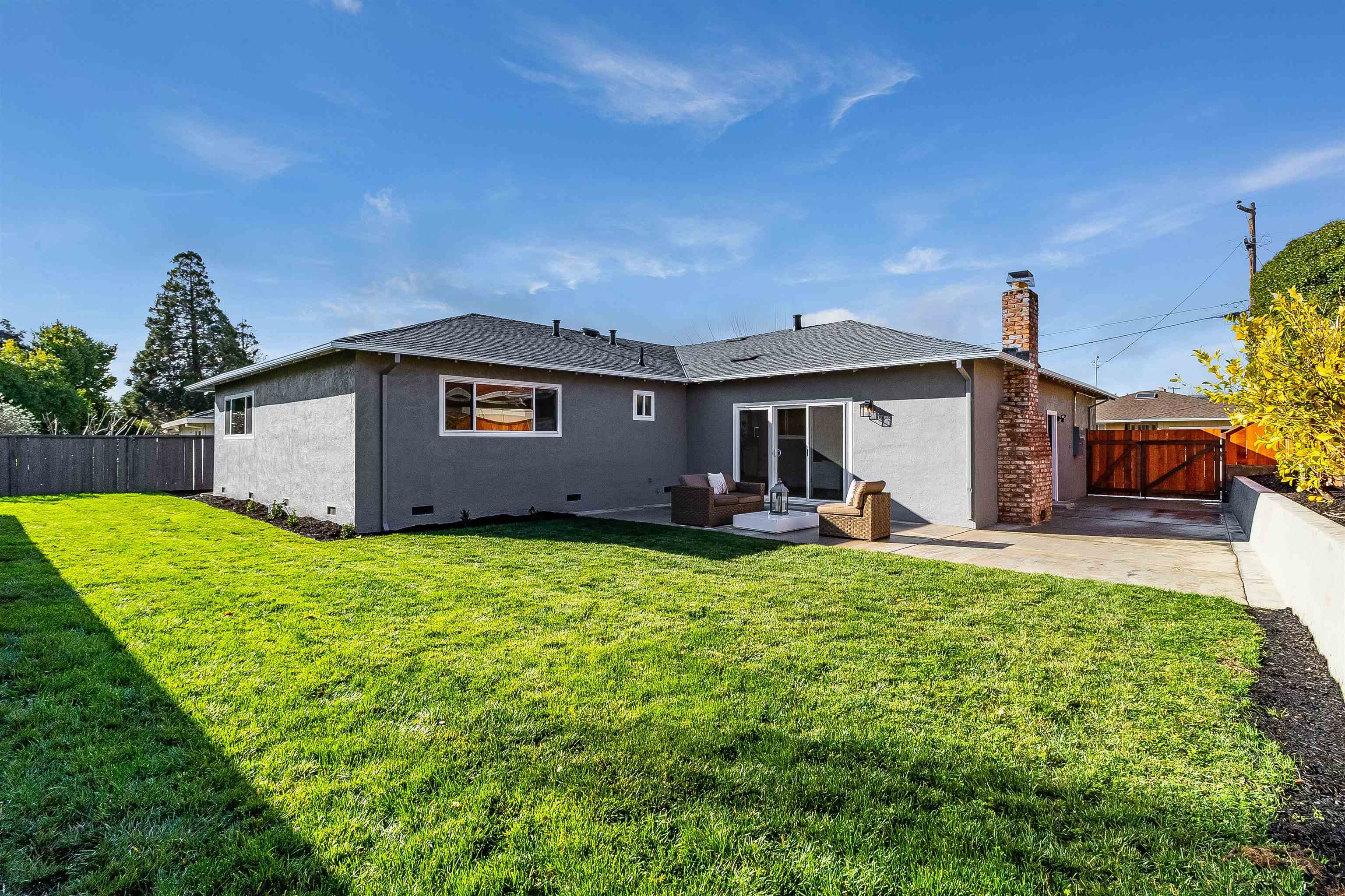 438 Harding Ave