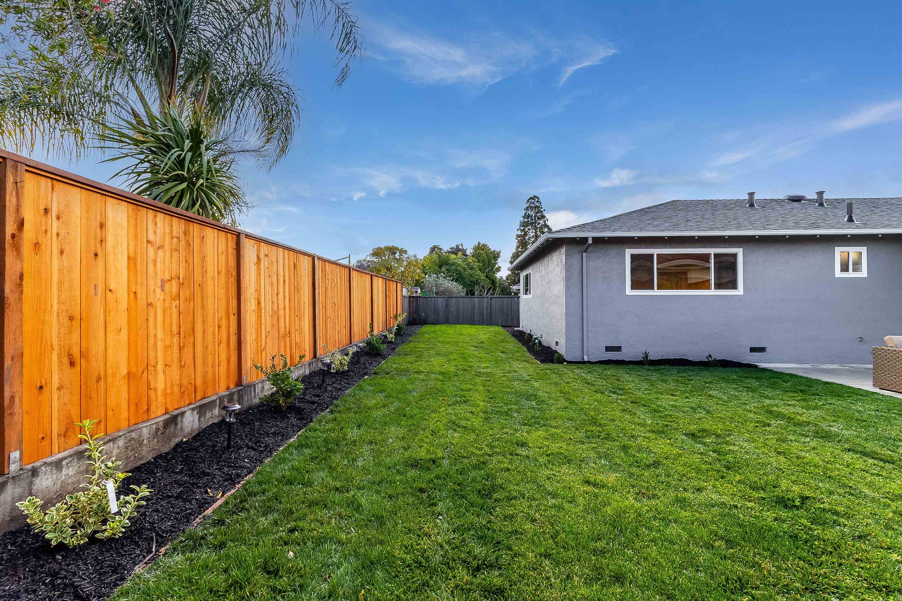 438 Harding Ave