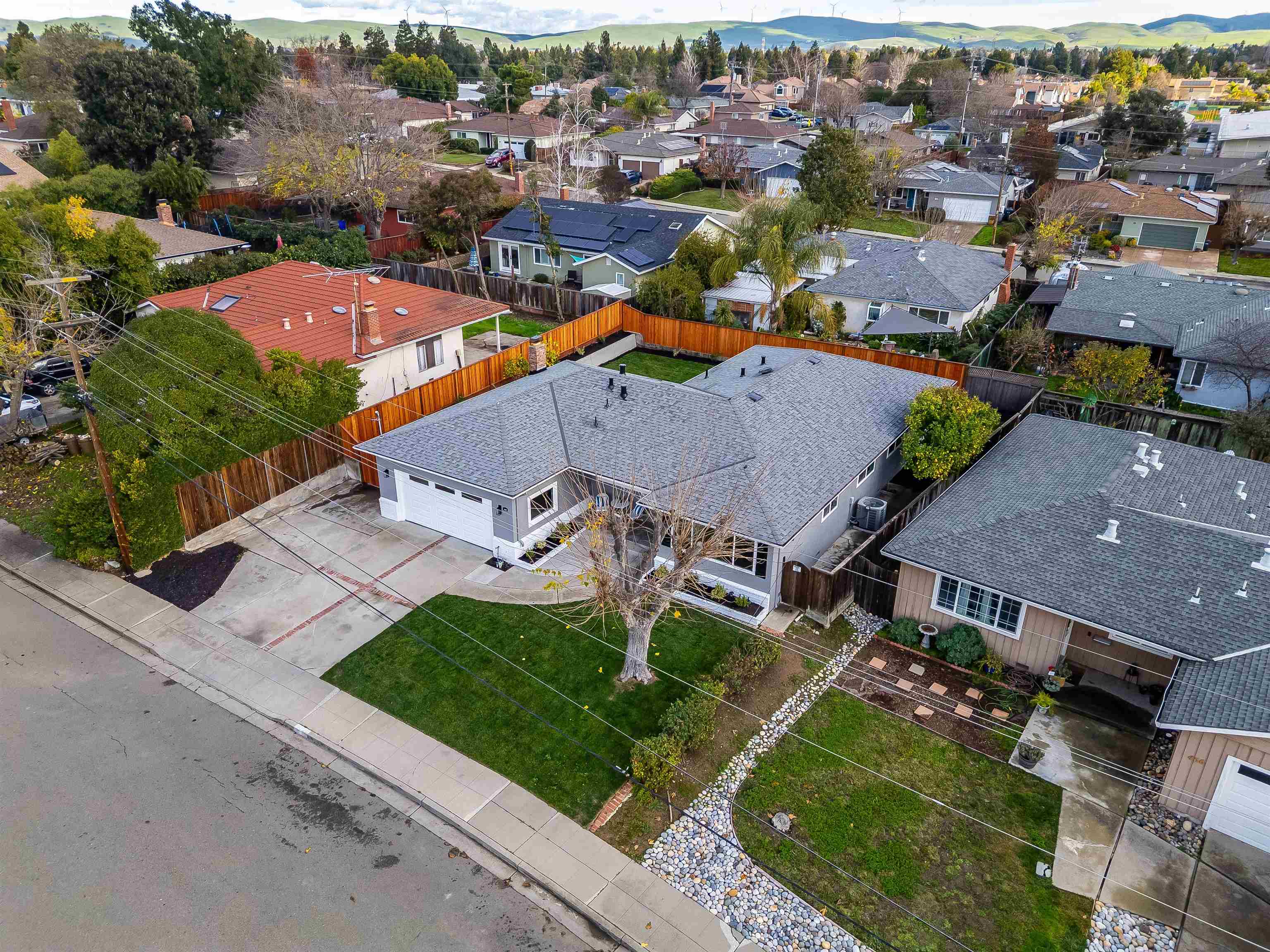 438 Harding Ave