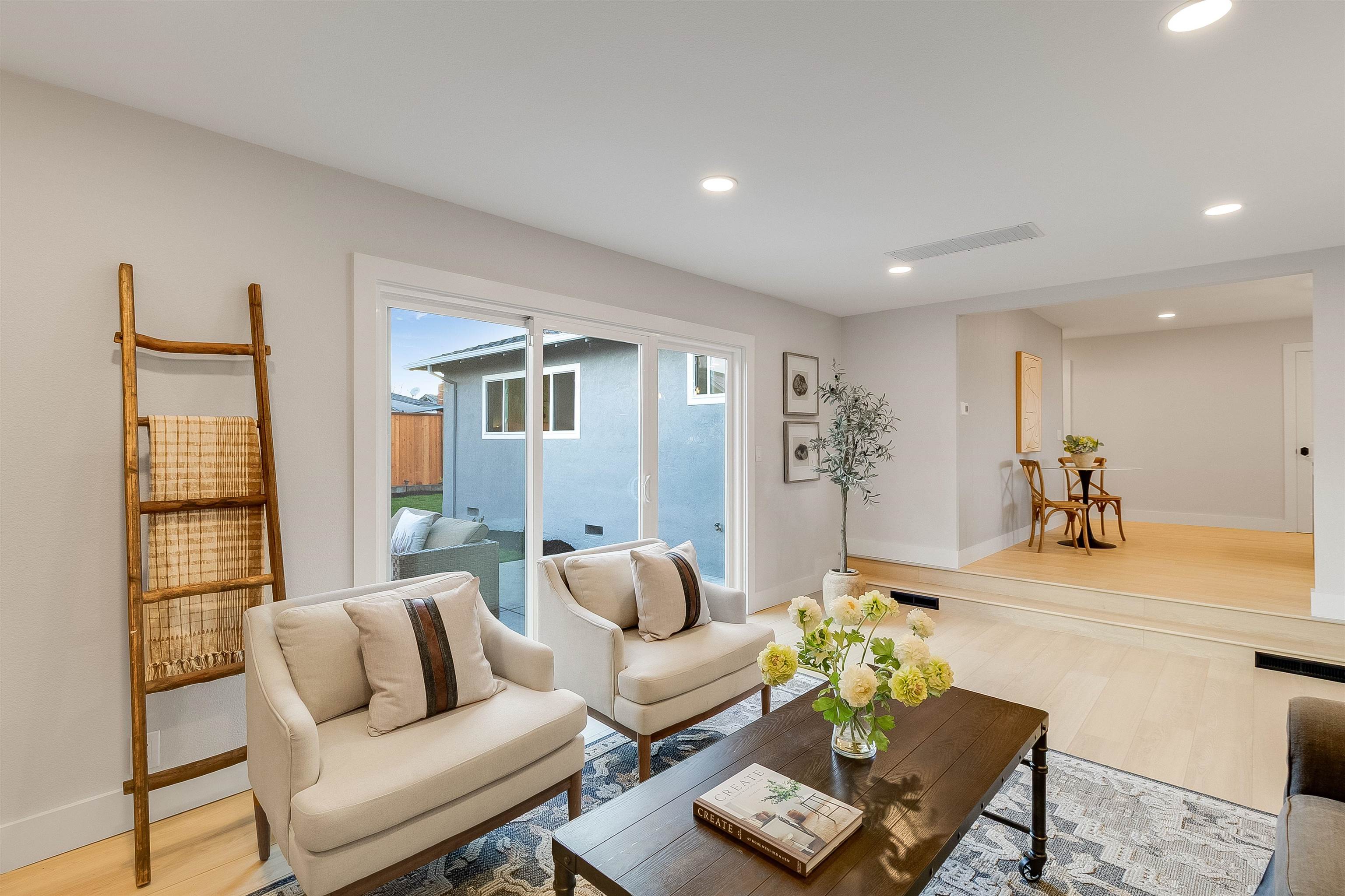 438 Harding Ave