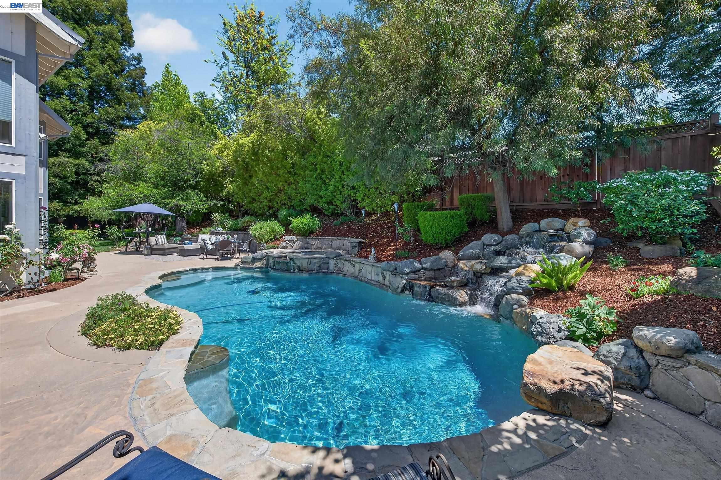 646 Windmill Ln