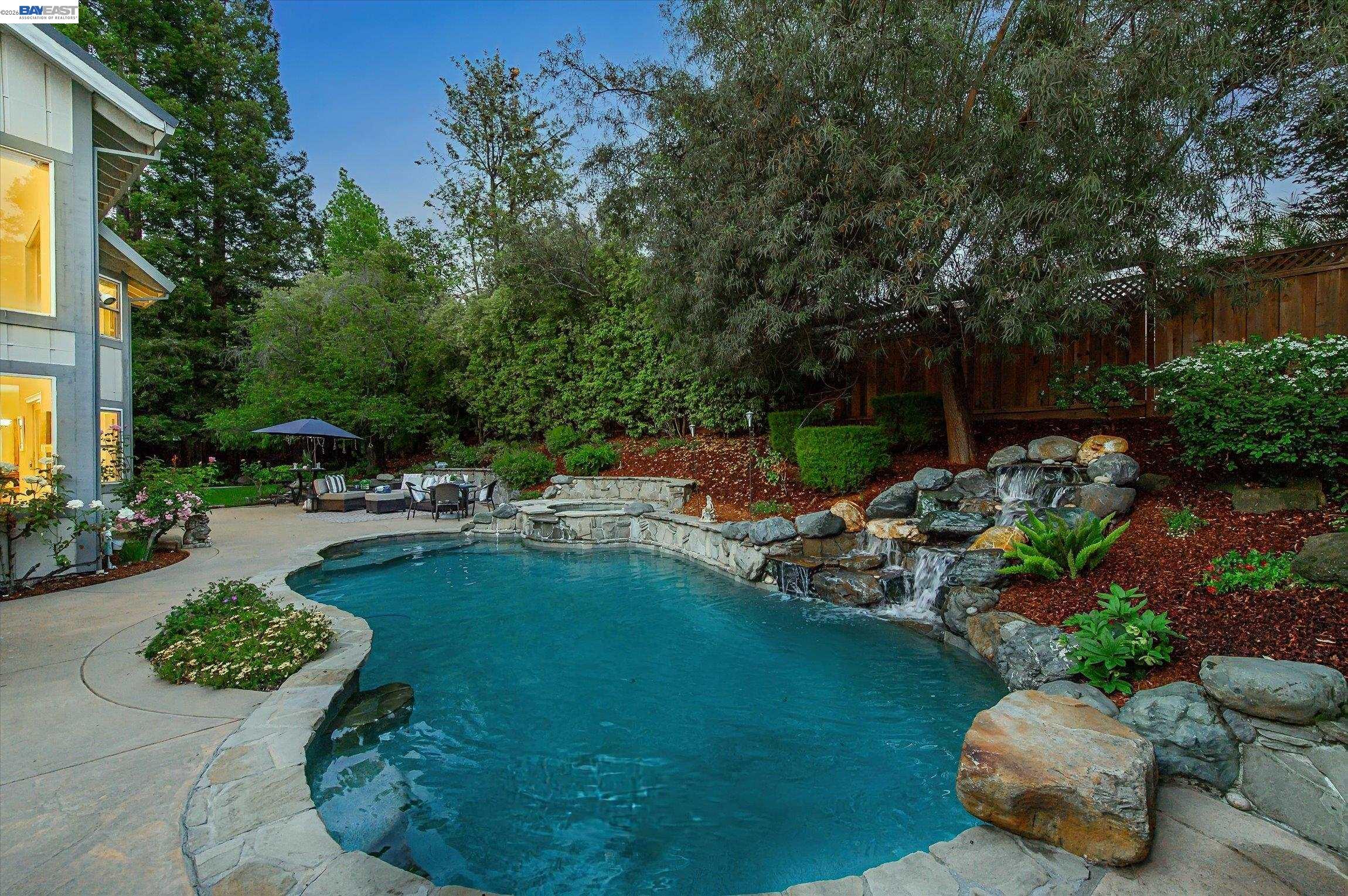 646 Windmill Ln
